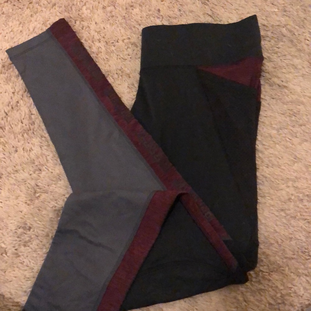PINK VICTORIA’s SECRET Ultimate leggings